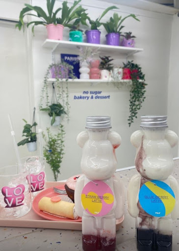 필로베이커리에서 확인하는 홍대디저트 컵케이크와 보틀 음료 구성